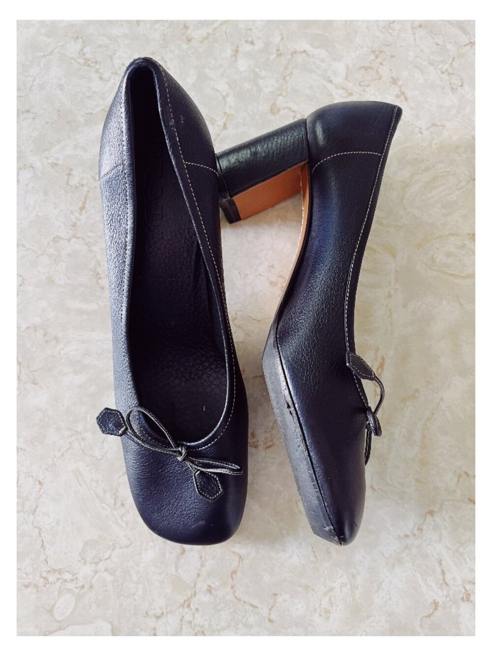 VTG Y2K Prada Sz 38.5/8 Square Toe Ballet Pebbled Leather Block Heel Pump